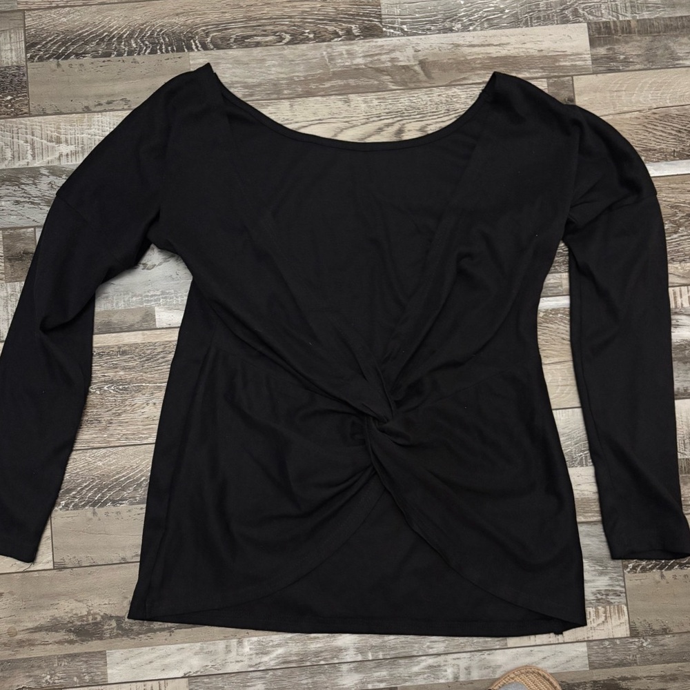 🩷 #5091-76.  Black Twist-Front Long Sleeve Women's Top